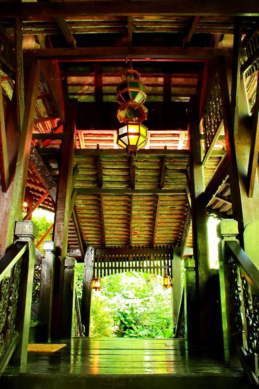 Club One Seven Gaymen Chiang Mai Otel Dış mekan fotoğraf