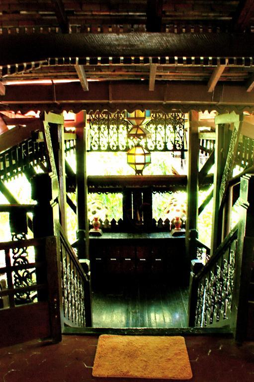 Club One Seven Gaymen Chiang Mai Otel Dış mekan fotoğraf